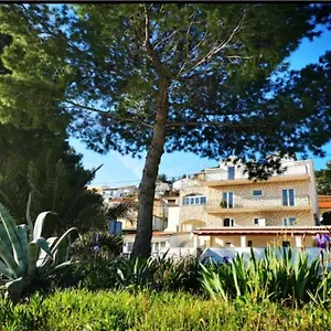 https://apartments-peni.splithotels.org